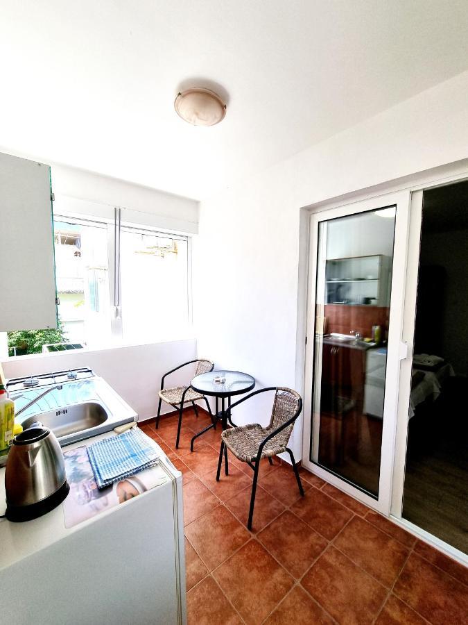 בודווה Apartmani Hortenzija מראה חיצוני תמונה