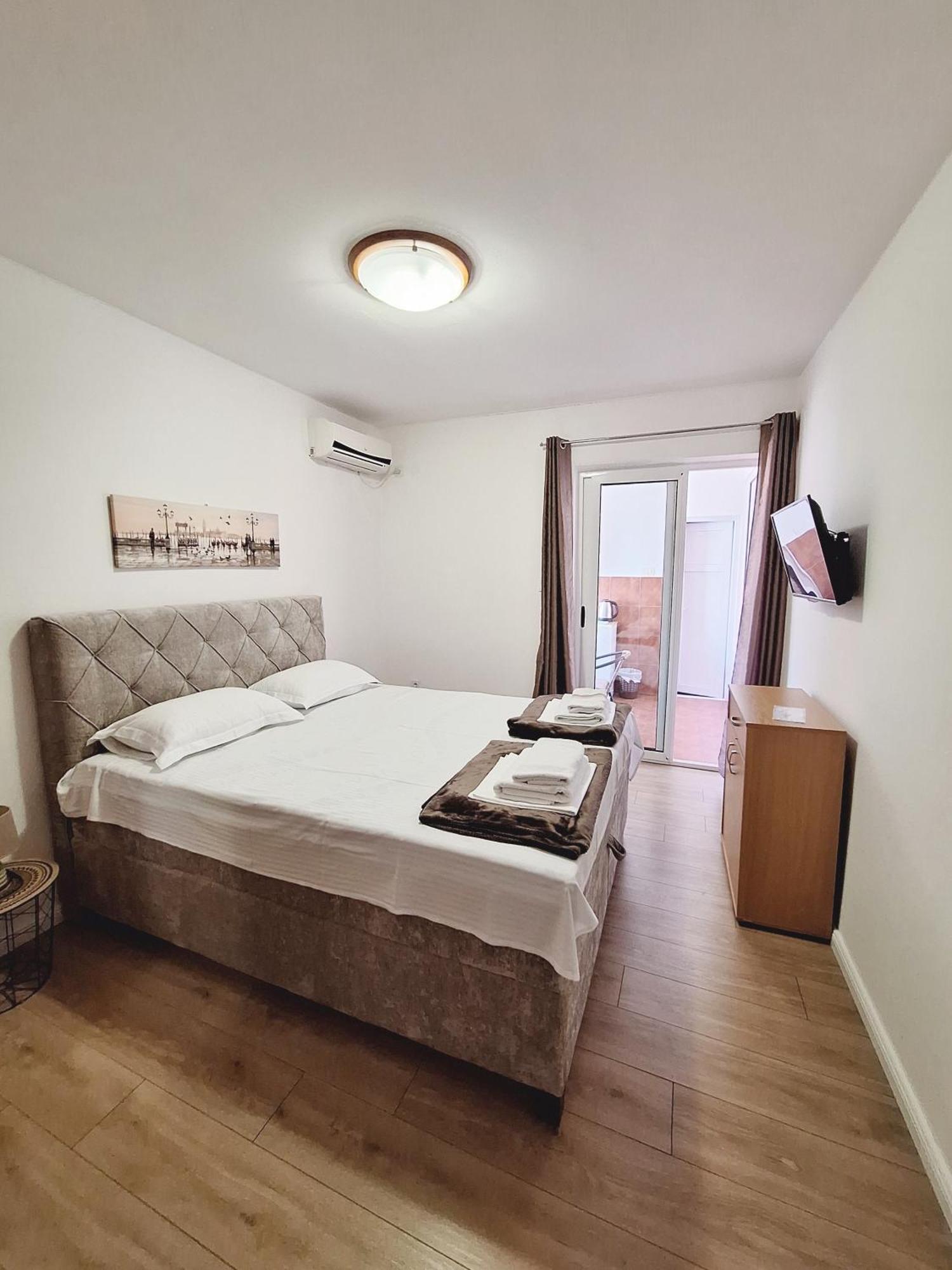 בודווה Apartmani Hortenzija מראה חיצוני תמונה