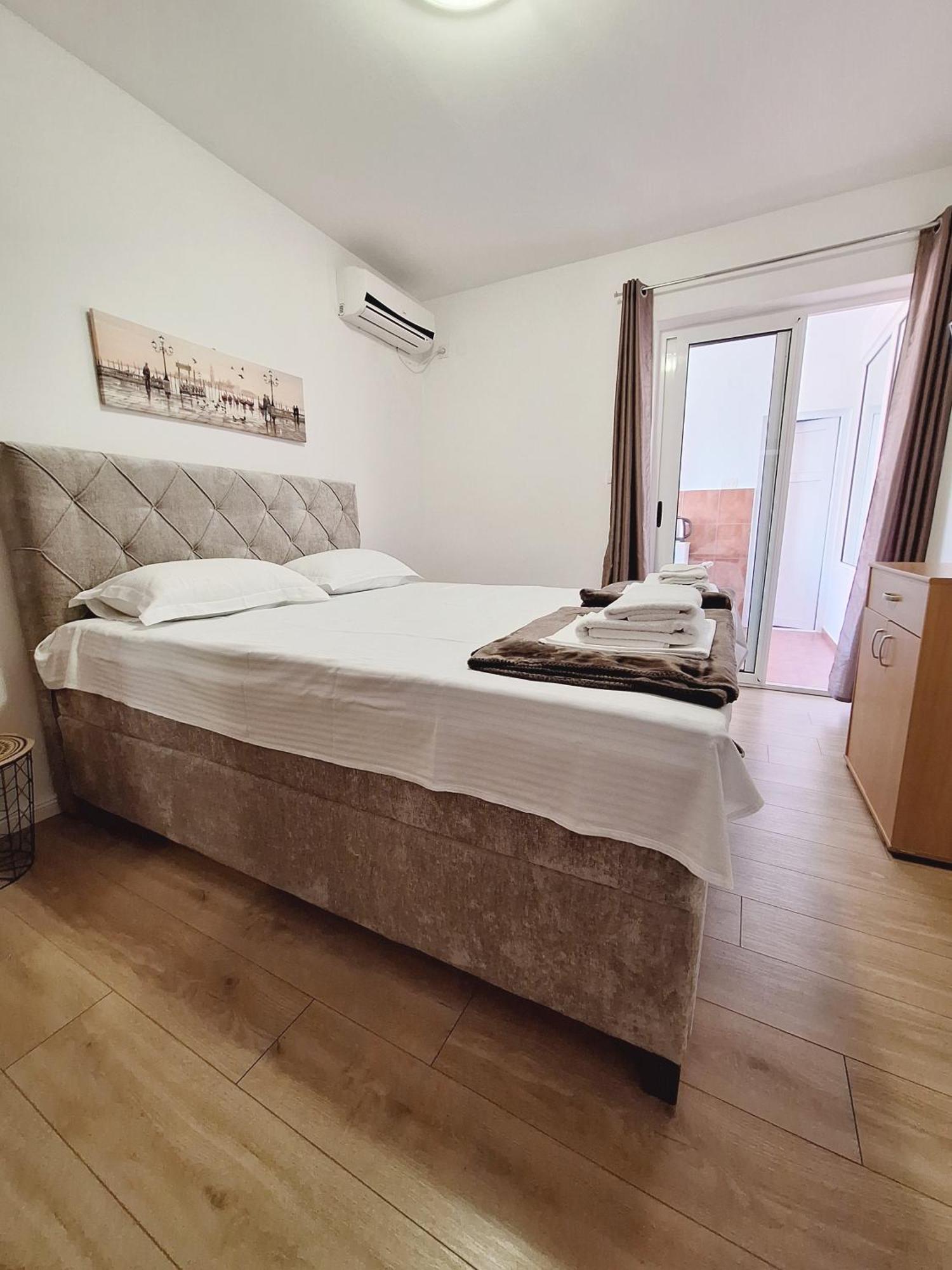 בודווה Apartmani Hortenzija מראה חיצוני תמונה