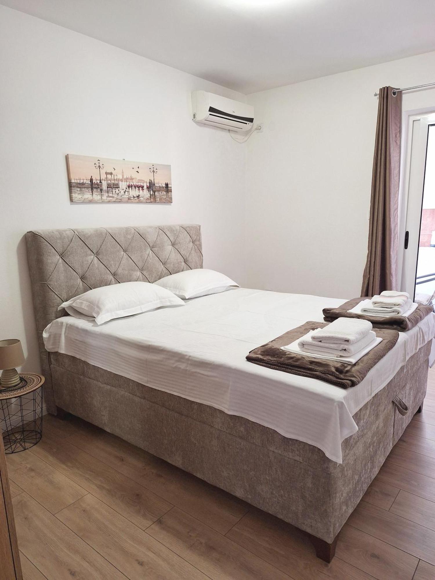 בודווה Apartmani Hortenzija מראה חיצוני תמונה