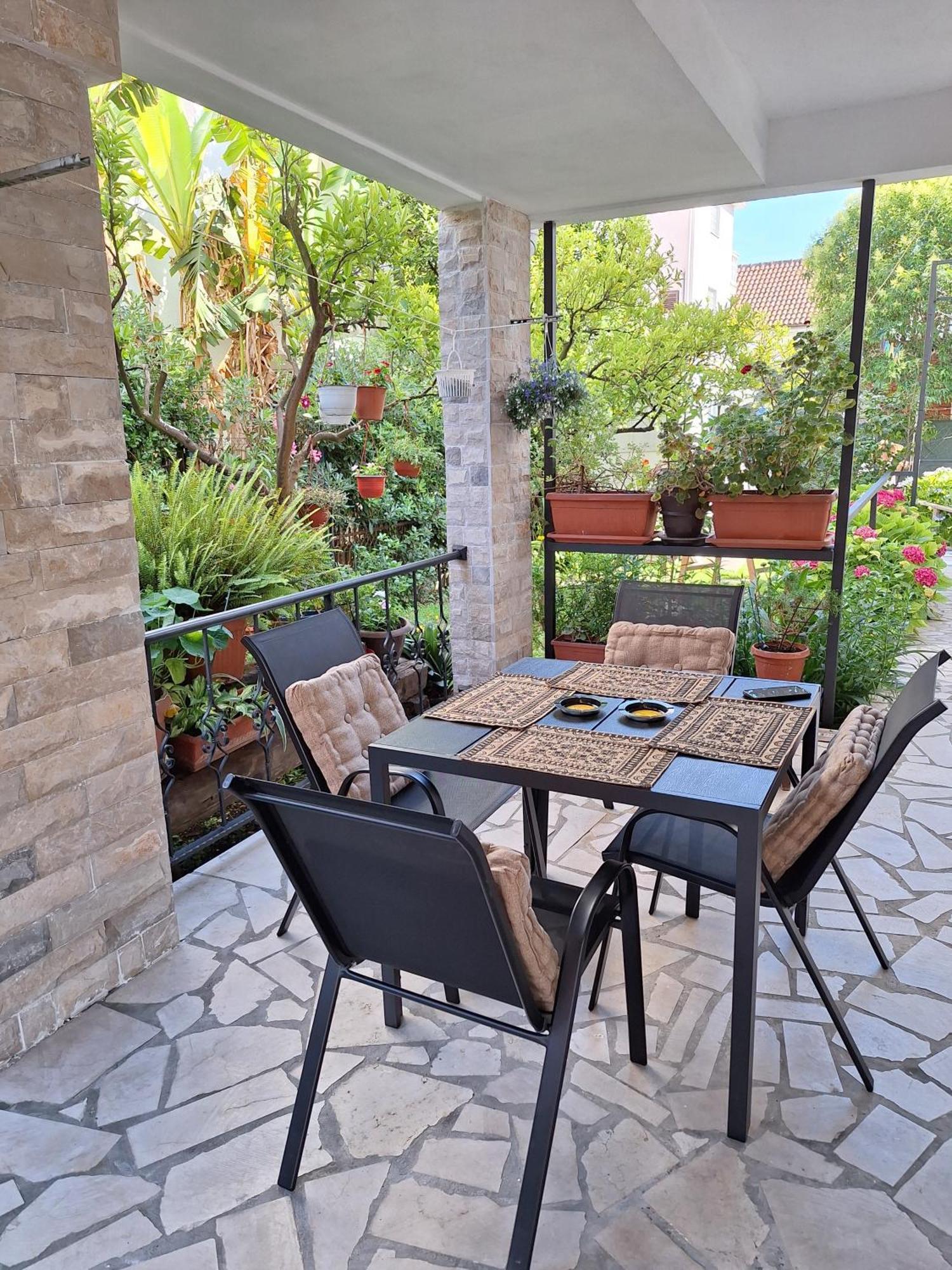 בודווה Apartmani Hortenzija מראה חיצוני תמונה